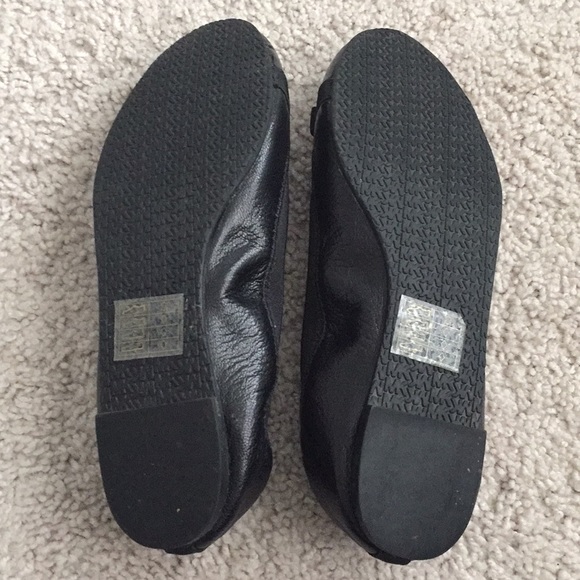 Michael Kors flats in size 7.5 - Picture 5 of 8